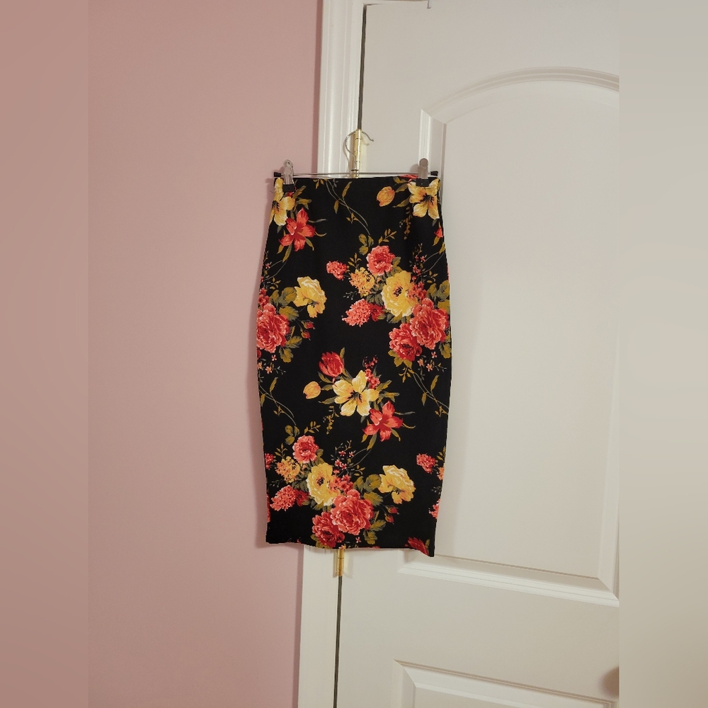 Womens Floral Bodycon Midi Pencil Skirt- XS- vintage, cottagecore, boho, 90s